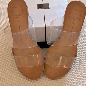 Dolce Vita Vinyl Crystal Vinyl sandals sz 6.5
